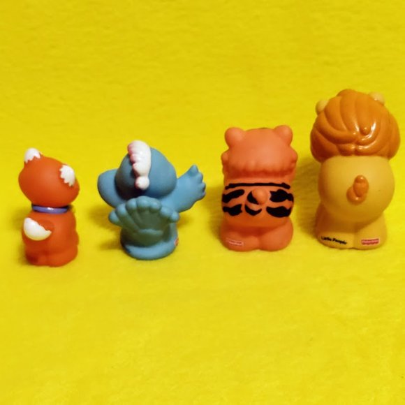 Fisher Price Little People Four Piece Animals Lot - Picture 2 of 3